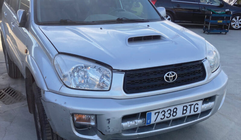 Toyota RAV4 lleno