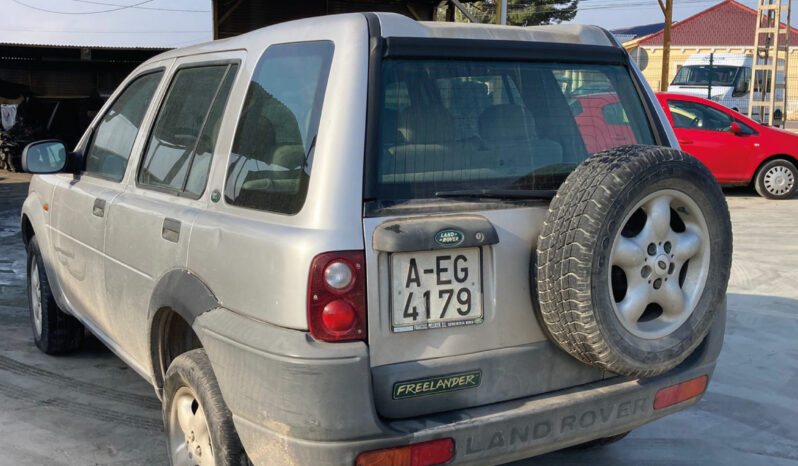 Land Rover Freelander lleno