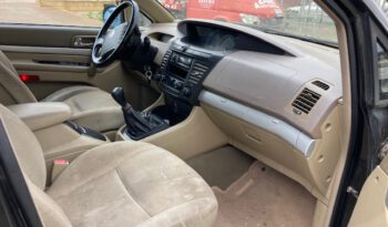 SSANGYONG RODIUS lleno