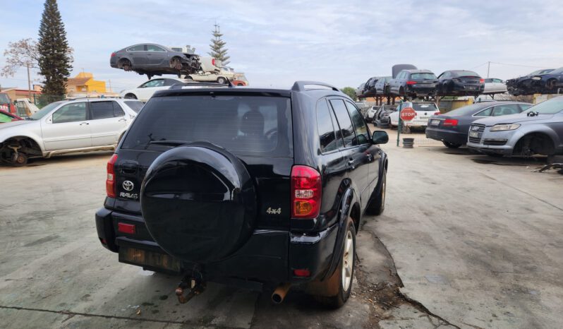 TOYOTA RAV4 2004 lleno