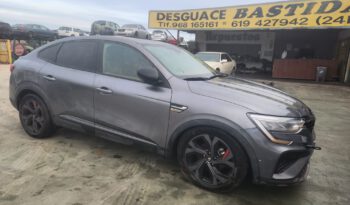 RENAULT ARKANA E-TECH lleno