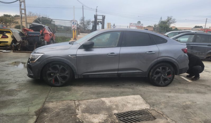 RENAULT ARKANA E-TECH lleno